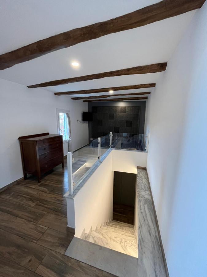 Beverello Guest House Napoli Esterno foto